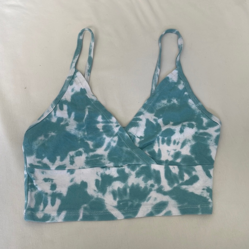 Teal and white tie-dye V-neck tank top